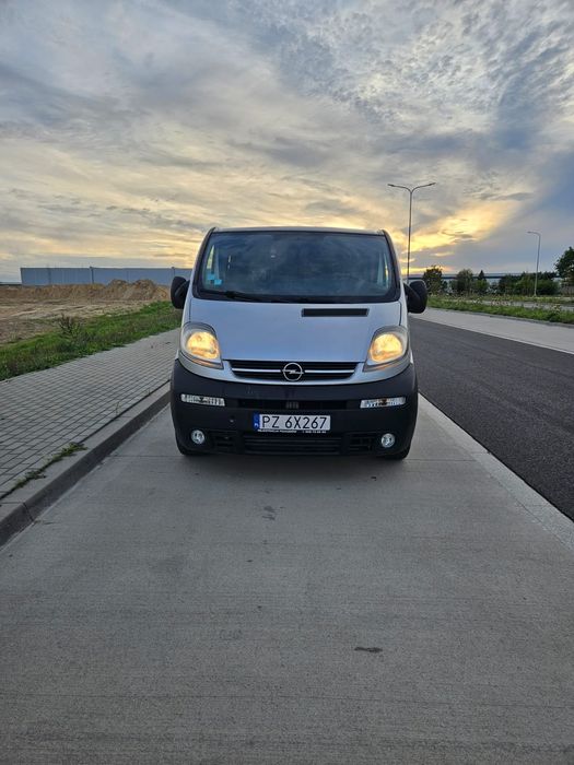Opel vivaro 2.5 cdti