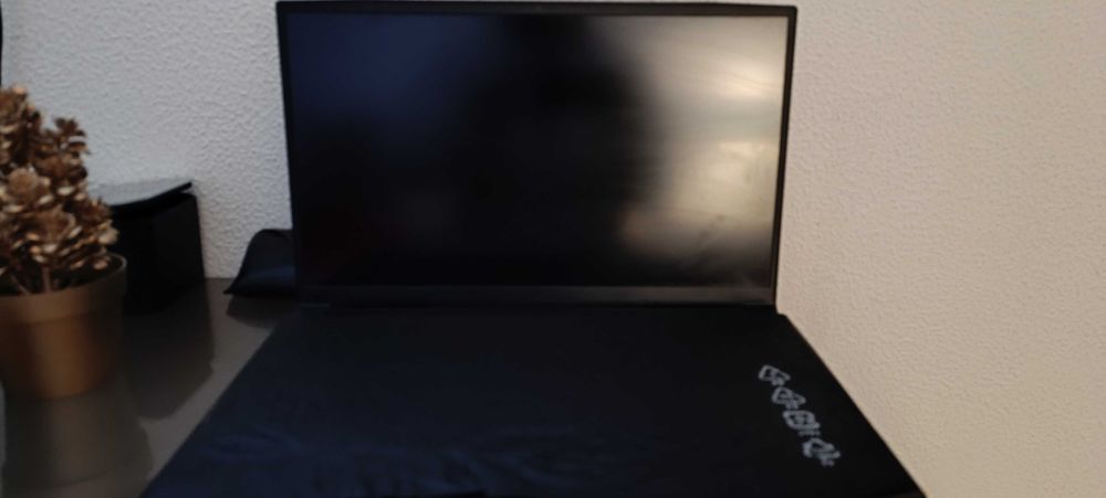 Portatil MSI como novo