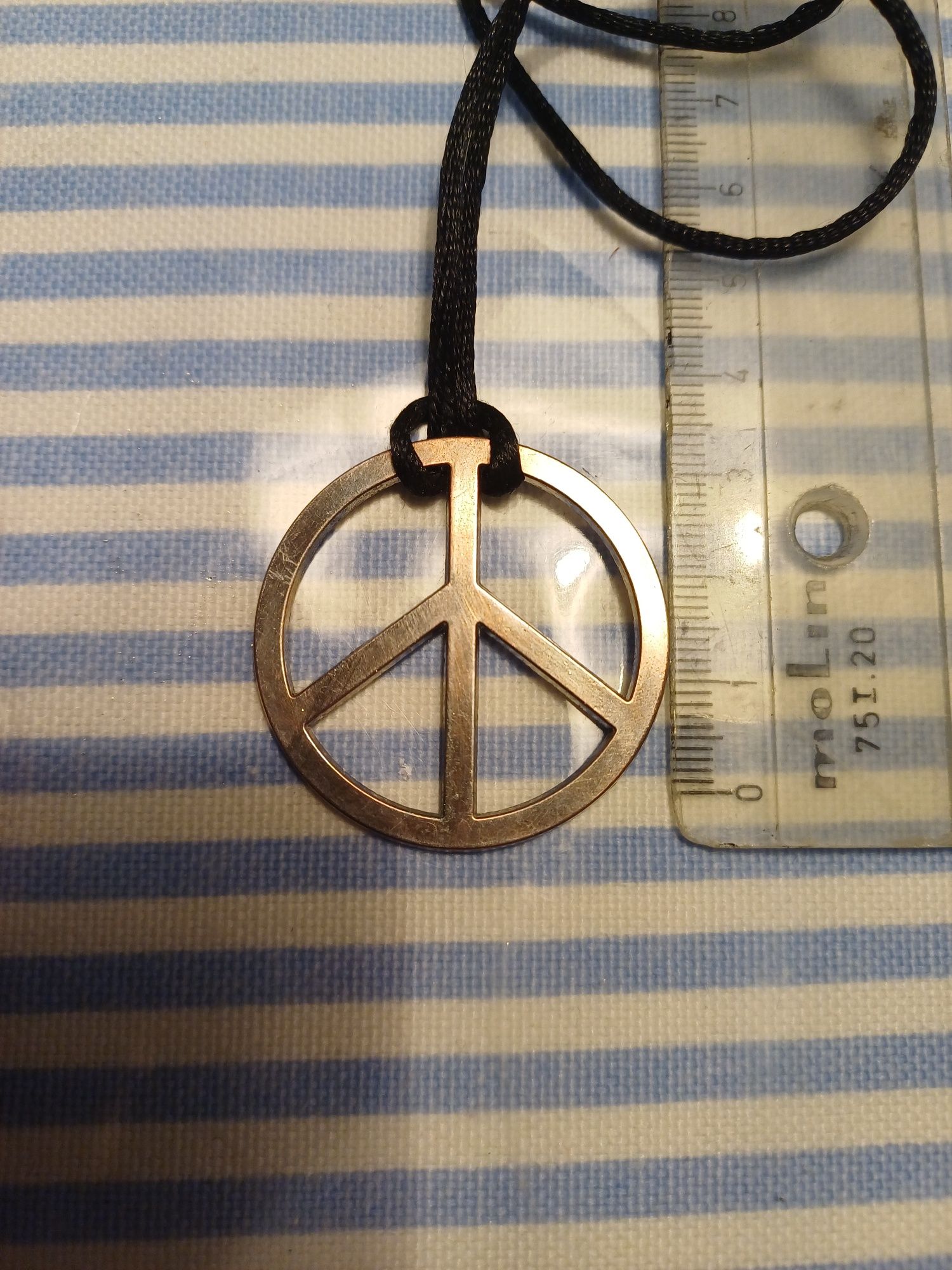 Colar simbolo da Paz