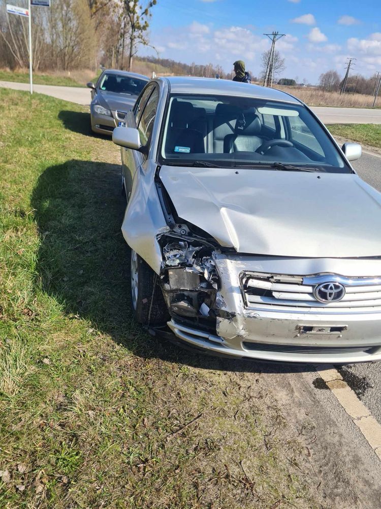 Toyota Avensis II T25 2.0vvti 250tys km