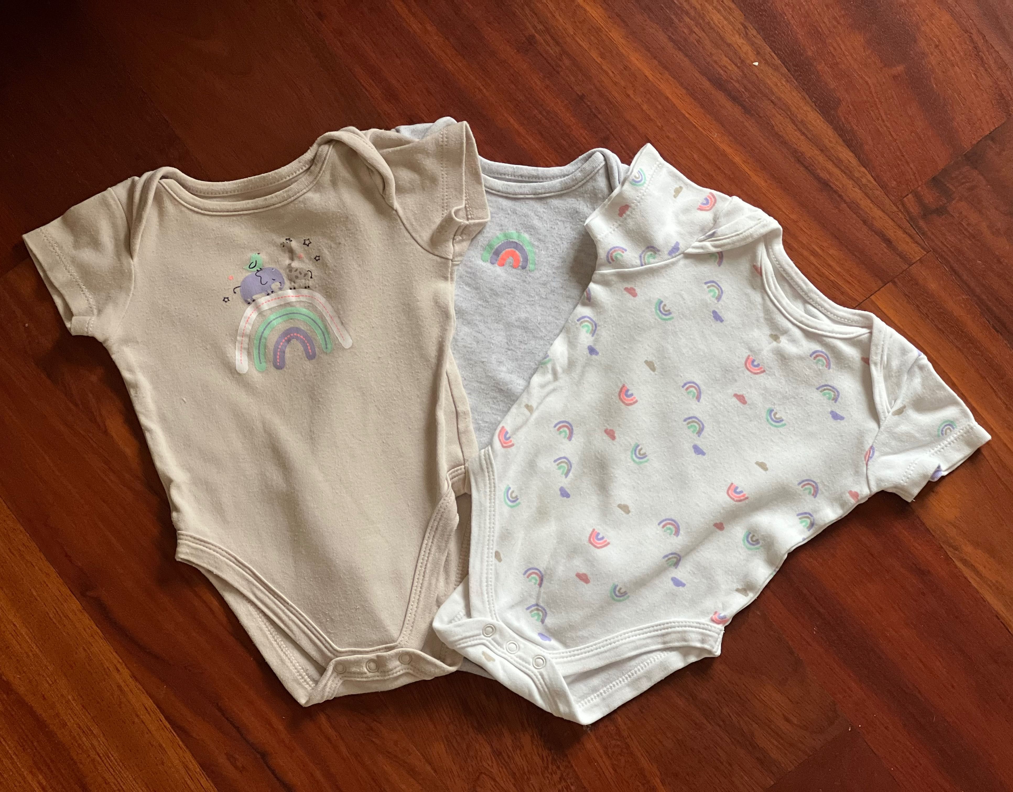 Zestaw ubrań niemowlęcych 50-62