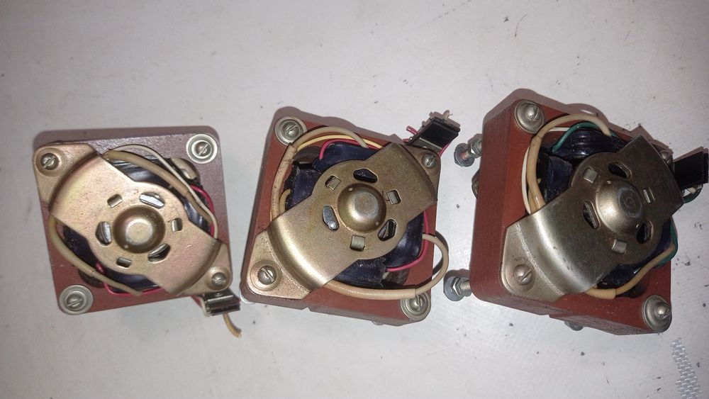 Электродвигателя ЭДГ-2, от Магнитофона "Дніпро-12М"