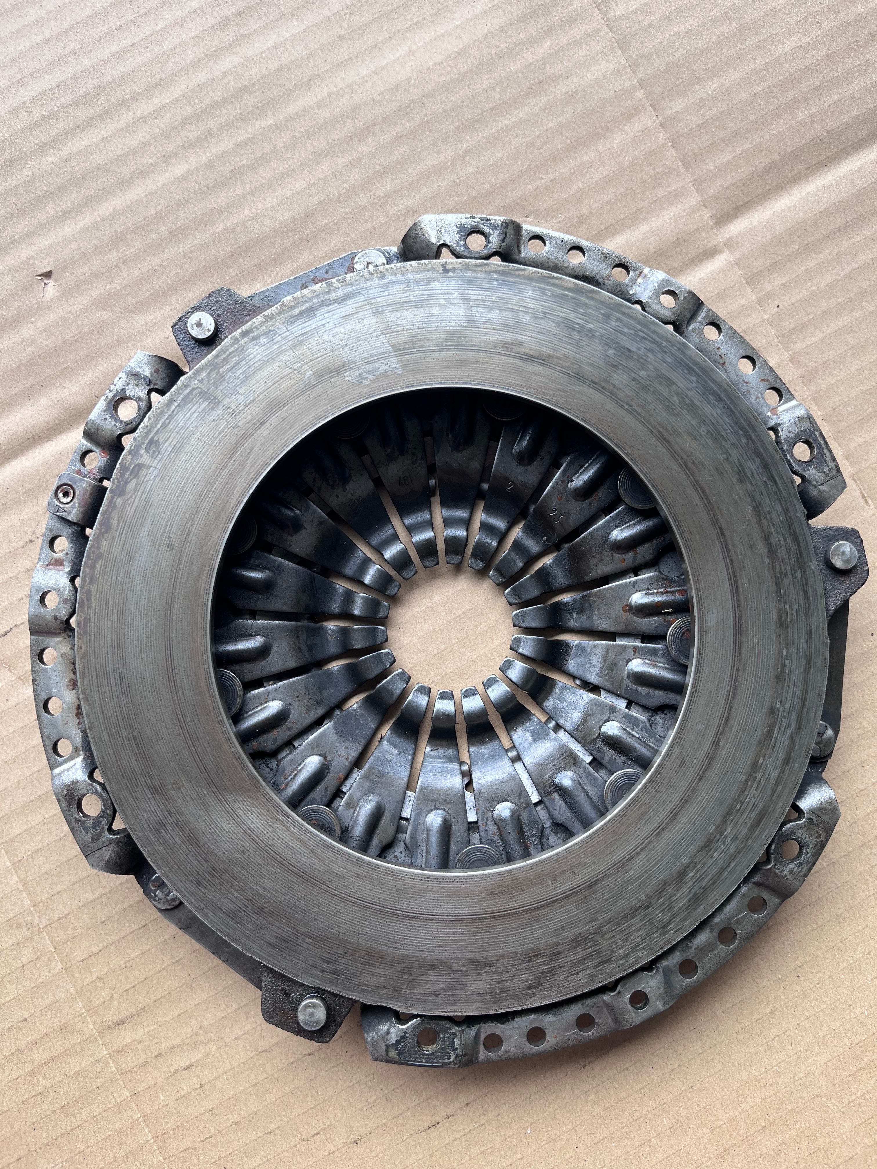Корзина і диск зчеплення Sachs VAG 2.0 TDI CFFB