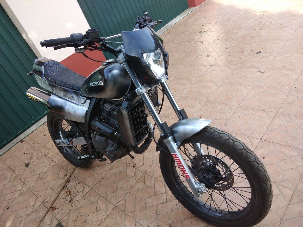 Honda Nx250 Street Tracker