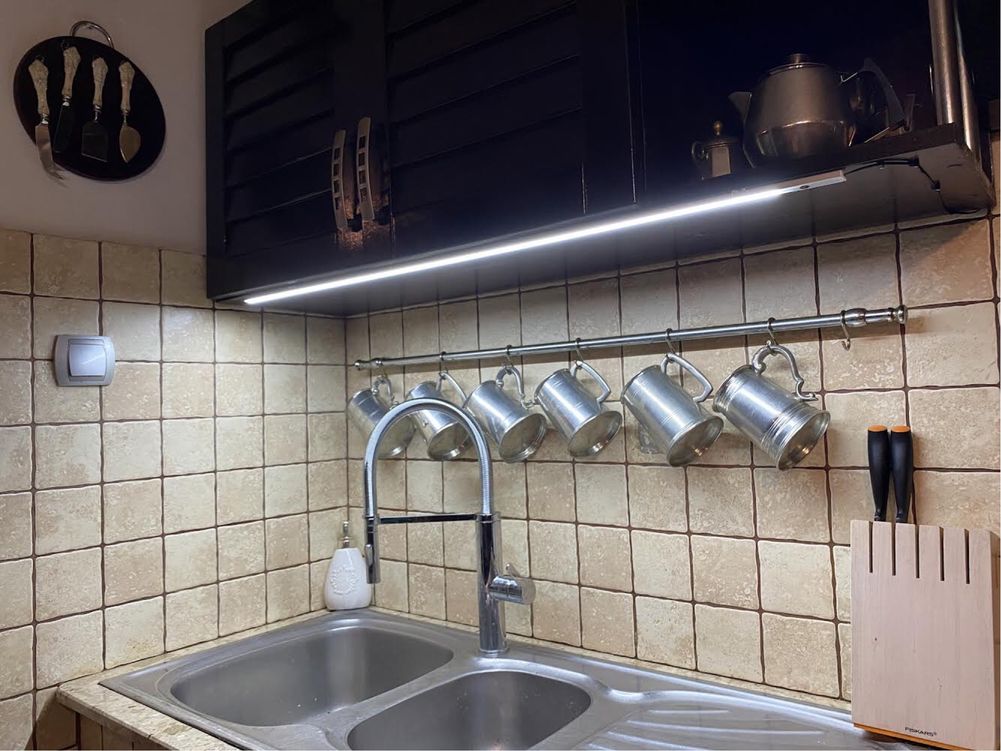 Profil LED taśma LED podszafkowa ,lameli  oprawa garderoby kuchni,