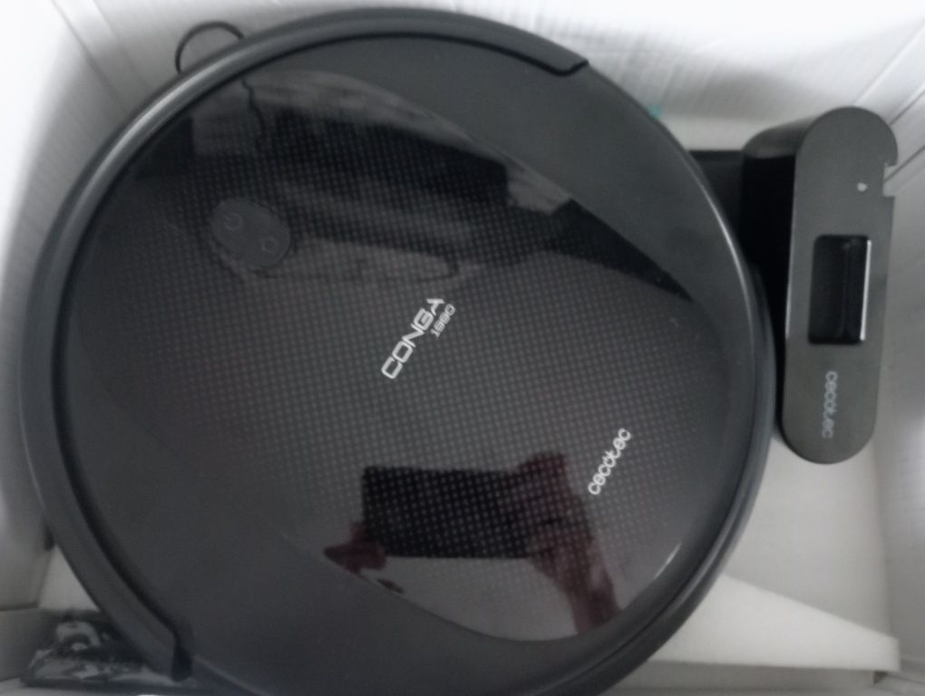 Robot sprzątający CONGA