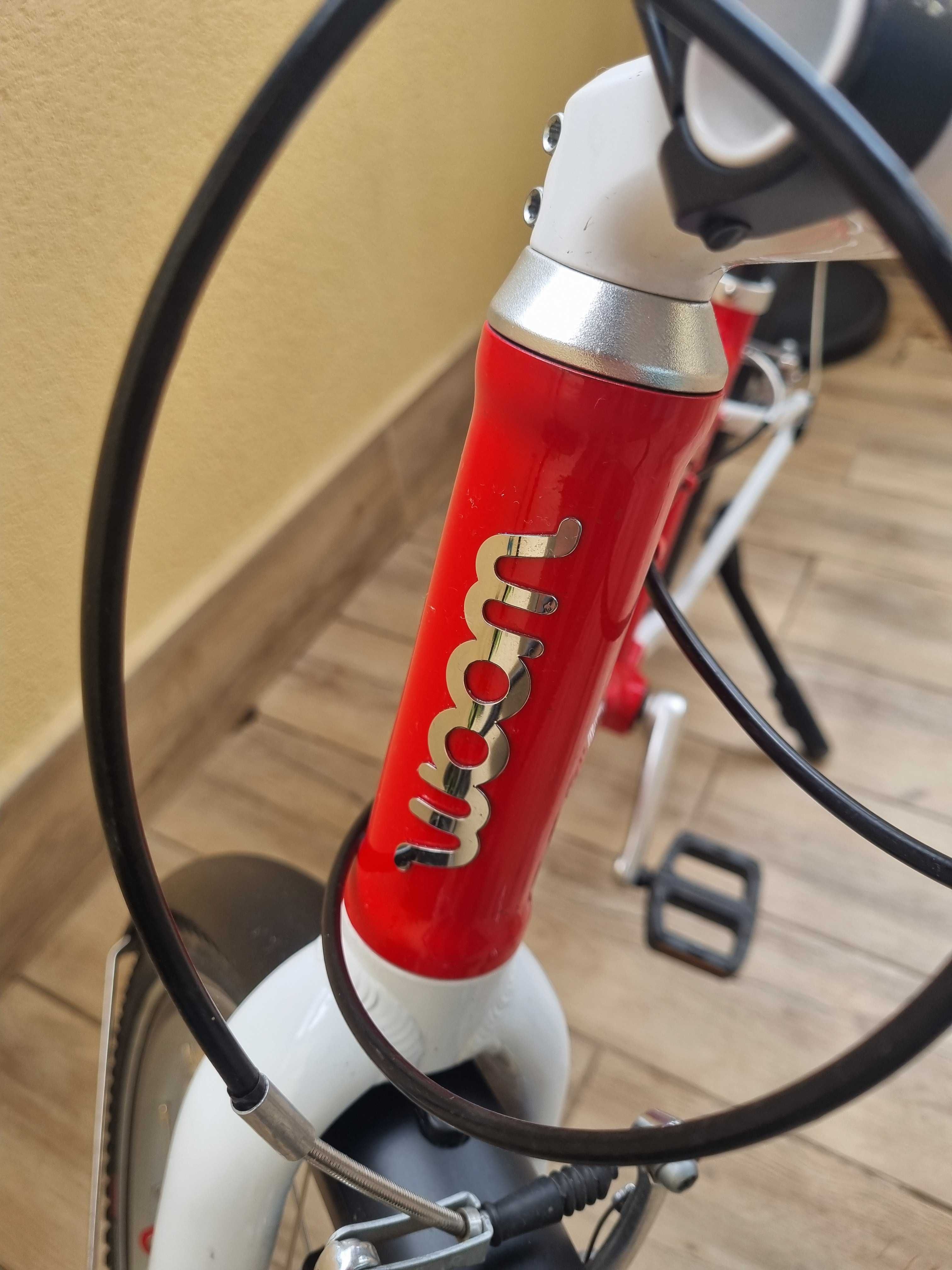 Rower Woom 4 z oryginalnymi dodatkami (błotniki, nóżka)