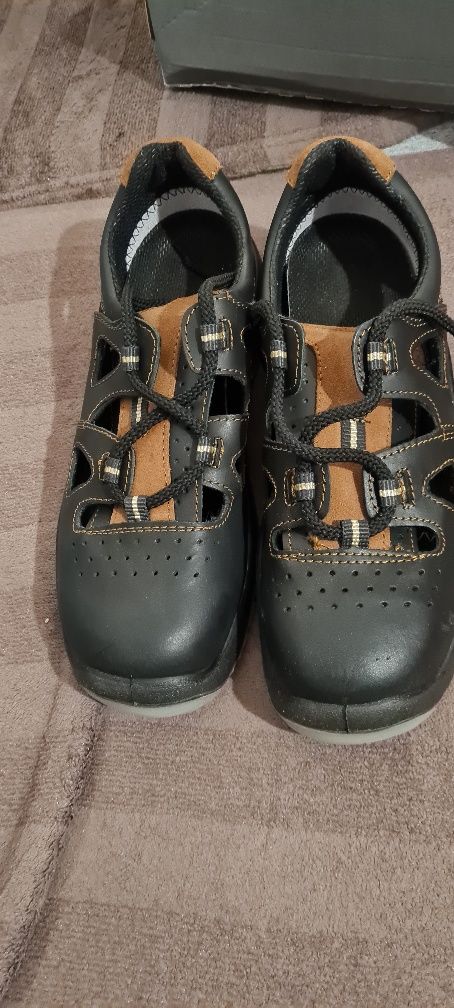 Buty robocze letnie
