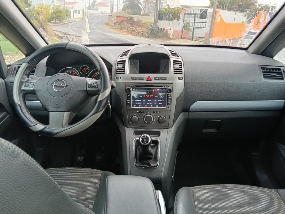 Opel Zafira - GPL - 7 lugares