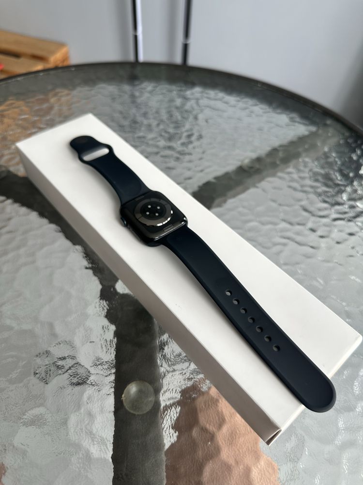 Apple Watch series 8 45 mm GPS Midnight Aluminium case with Sport Band