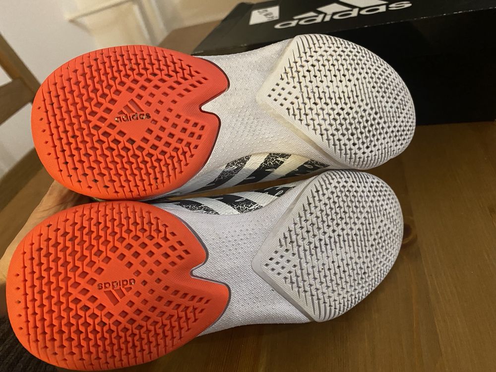 Halówki Adidas Predator Freak 3 r. 34