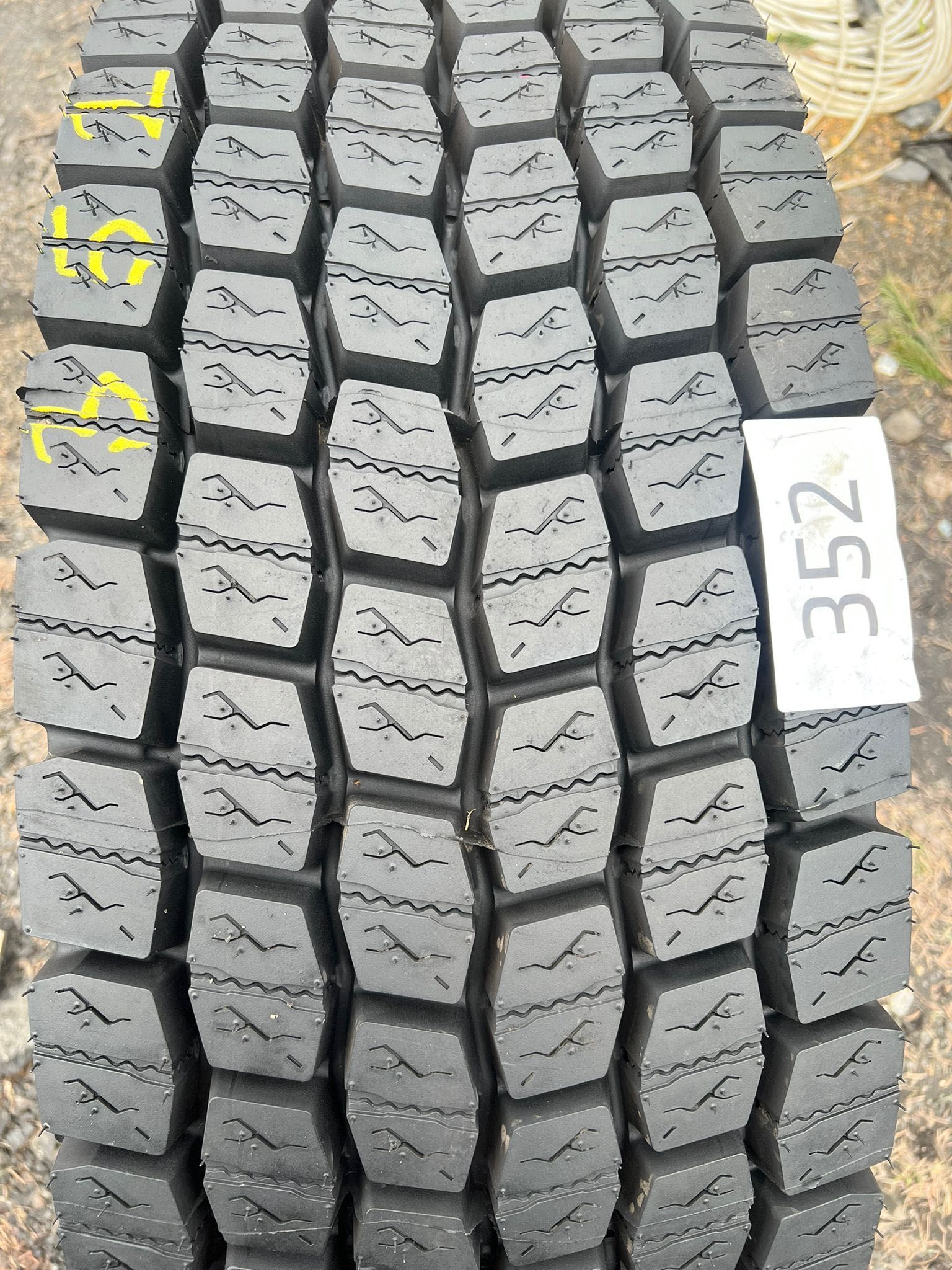 Opona Ciężarowa 315/70/22,5 MICHELIN XDE+N x MULTI WAY