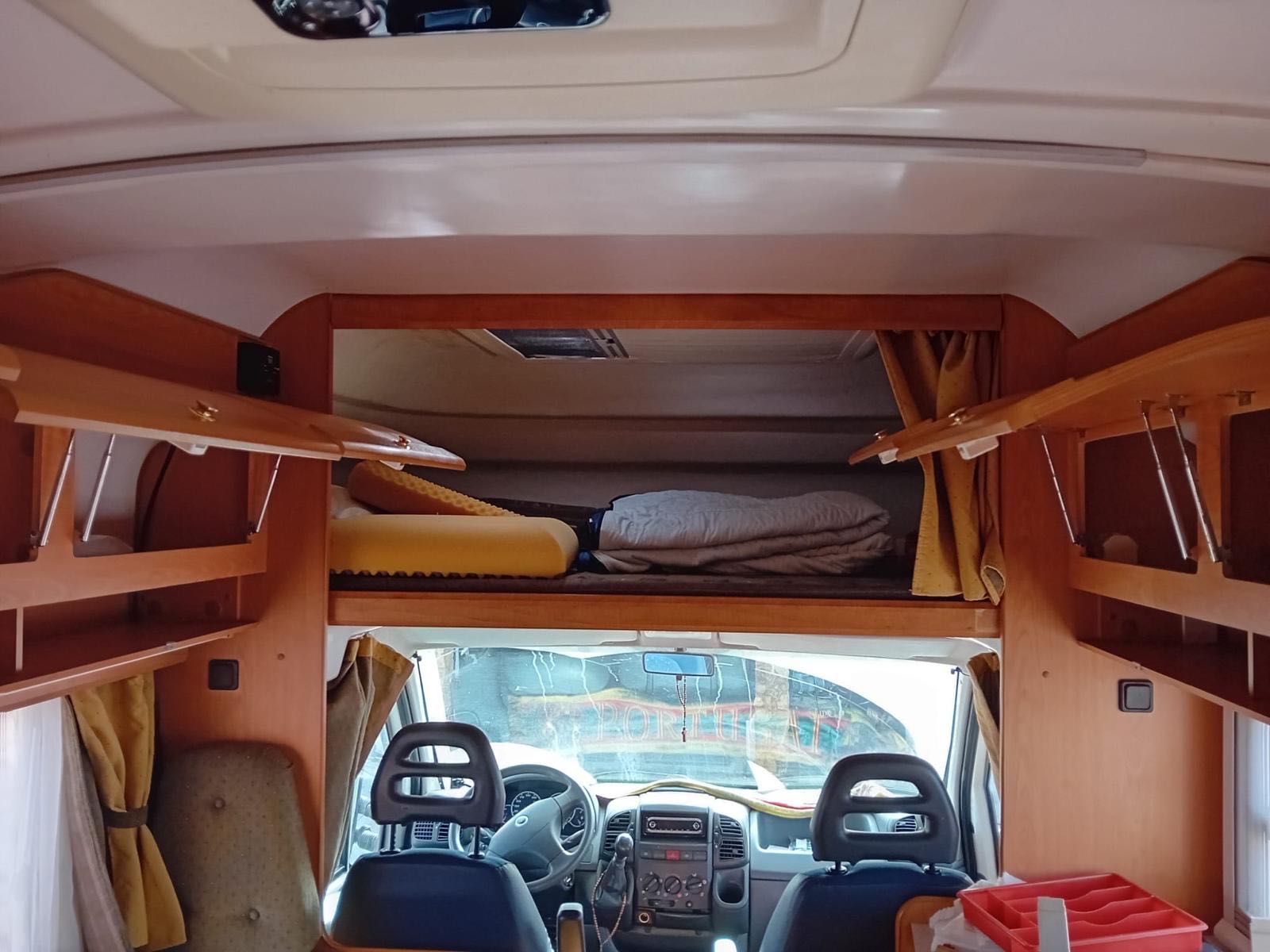 Autocaravana capacidade até 6pessoas