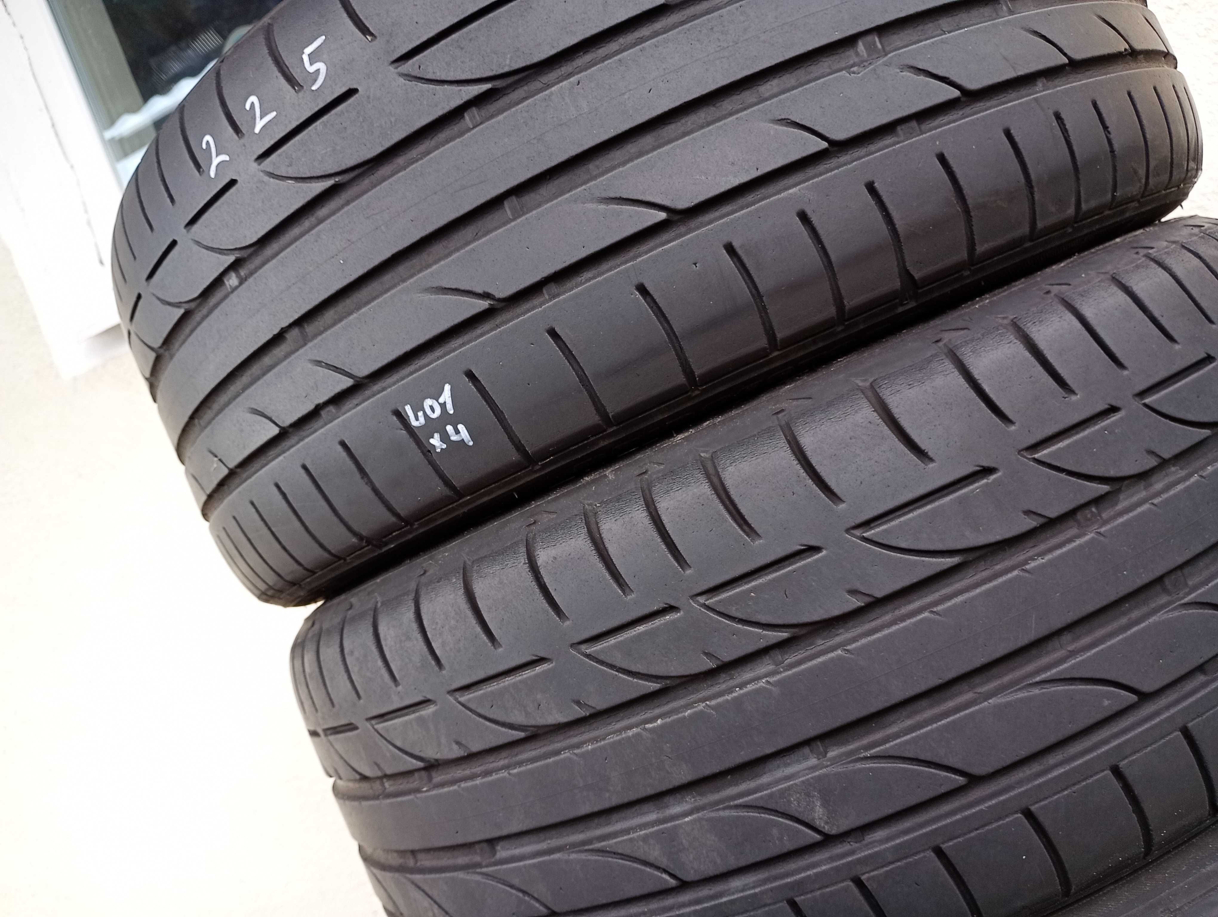 225/40 r19 Bridgestone 4шт літо шини резина 225 40 19 (L01*4)
