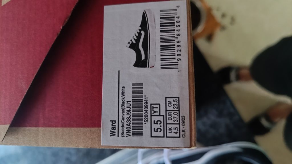 Sapatilhas Vans N 37 novas Originais