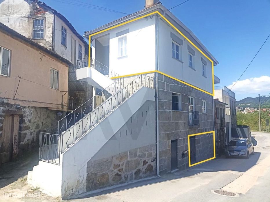 Venda! Apartamento T3+1, com excelentes vistas de rio, em São Pedro do