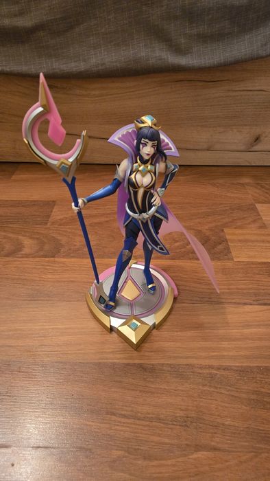 Oryginalna figurka leblanc unlocked z gry League of Legends. Stan idea
