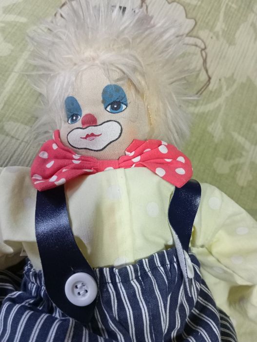 Винтажная кукла арлекин и клоун
