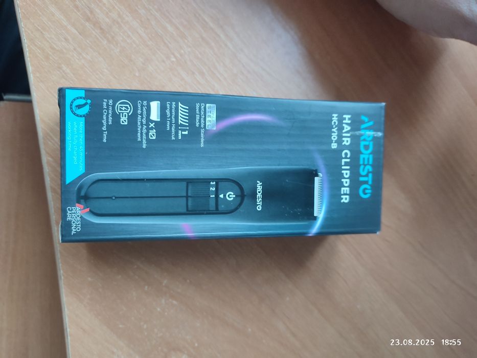Продам акумуляторну машинку для стрижки ardesto hair clipper
