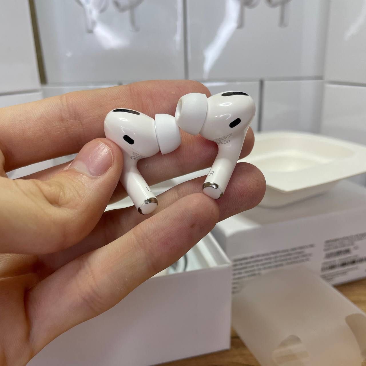 В продажі AirPods Pro 1:1