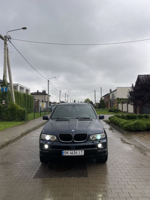 Продам Bmw x5 e53