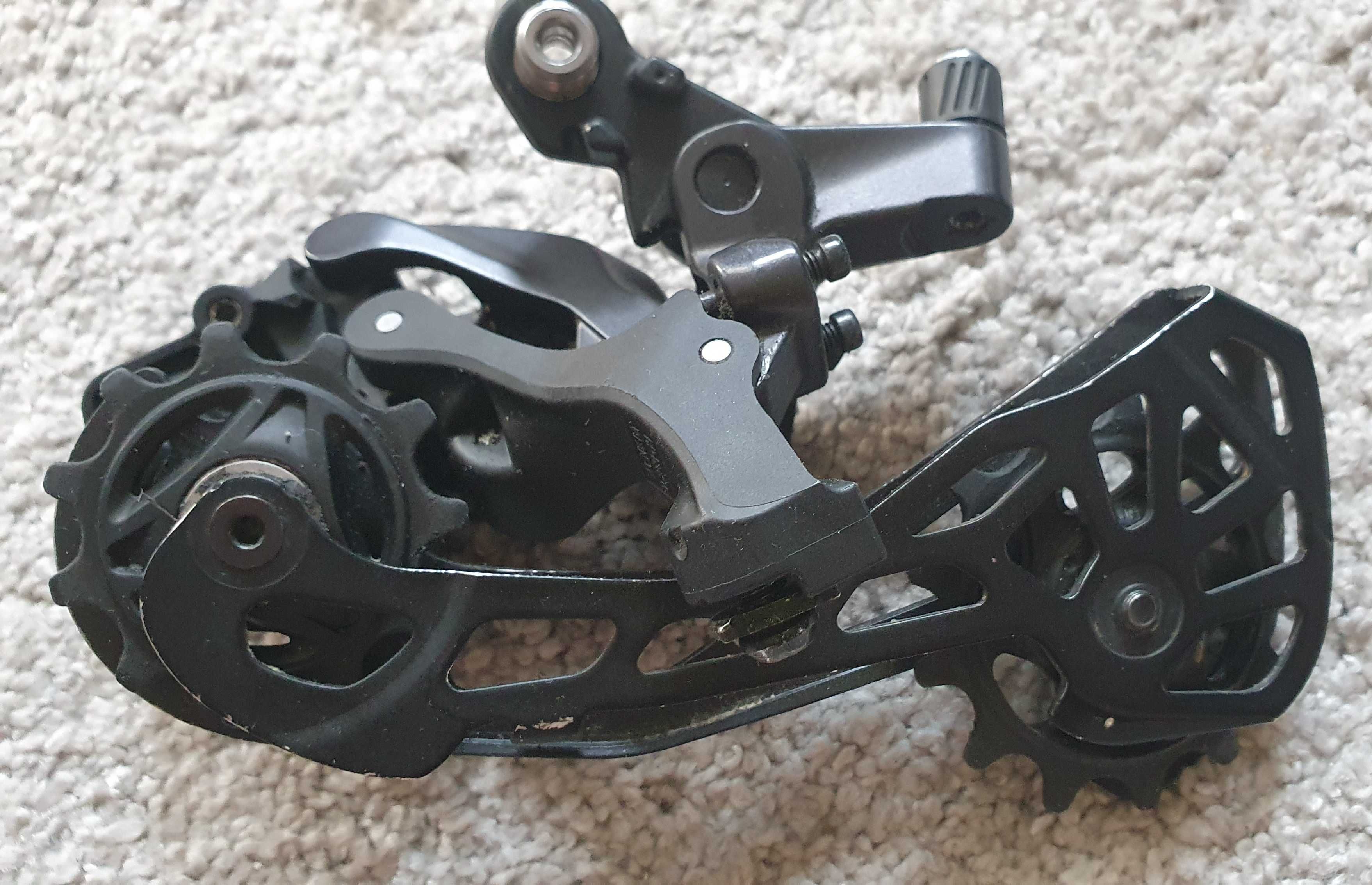 Przerzutka Shimano GRX RD-RX820 SGS 12 s