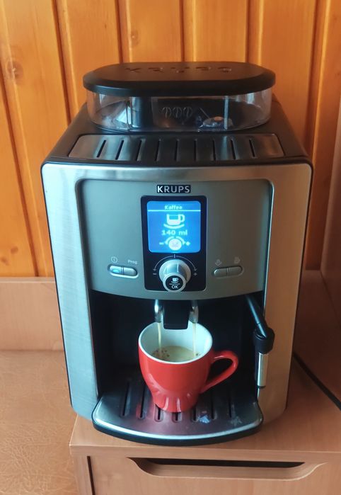 Кавомашина/кавоварка/кофемашина Krups EA 8050 з Німеччини ідеал