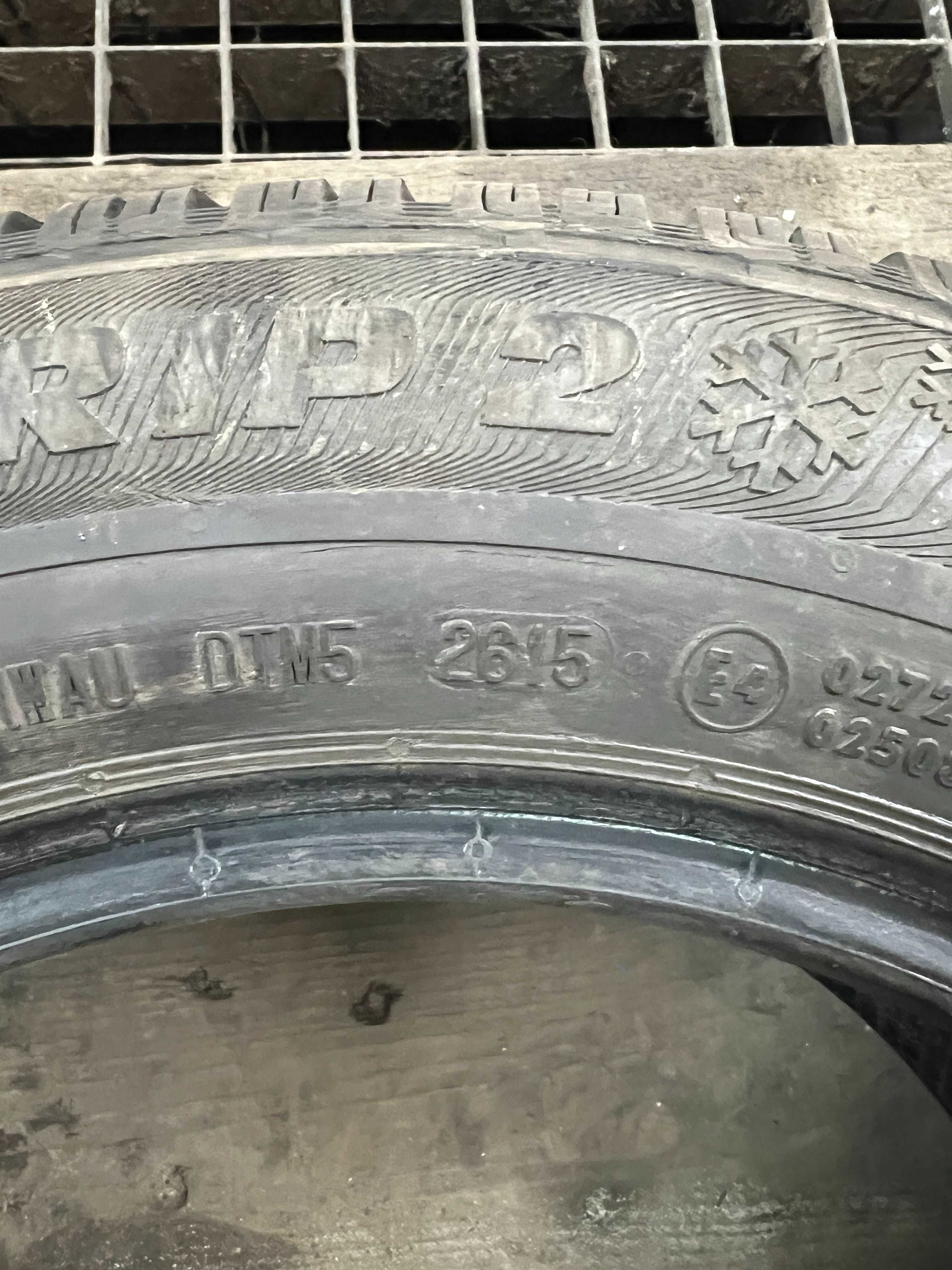 165/70r14 semperit opony zimowe 2 szt bieznik 6,5mm stan bdb