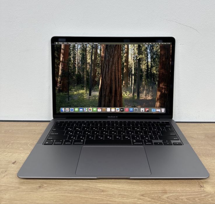 Mac air m 1 8/256 gb