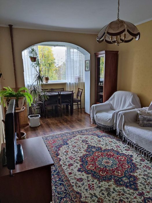 Здається 3-кімнатна квартира