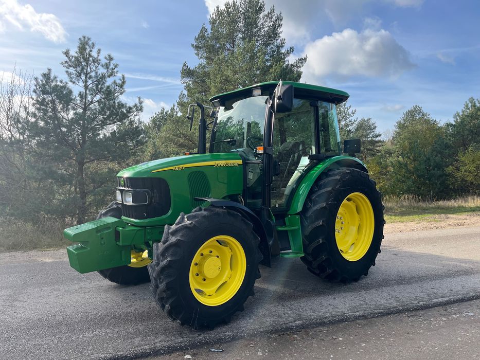 John Deere 5620 John Deere