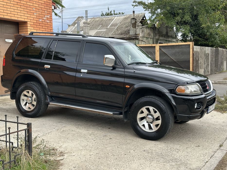 Продам Mitsubishi Pajero Sport на автомате газ/бензин!