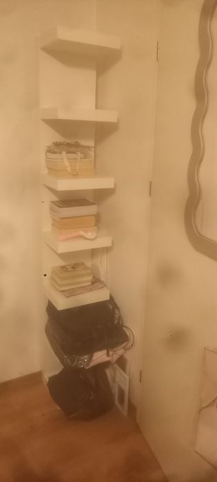 Półka biała ładna