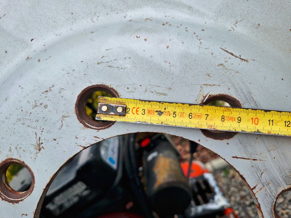 KOŁA WĄSKIE do MIĘDZYRZĘDZI 13.6 r38 tył DEUTZ STEYR 38x12 centr 160mm