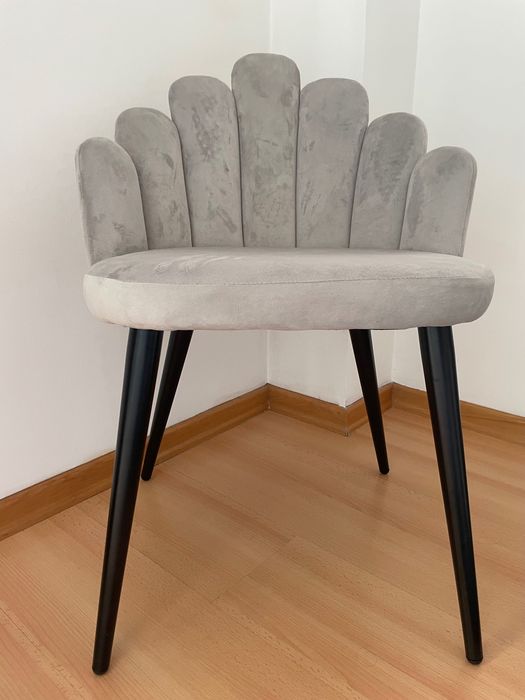 Cadeirão de quarto forma nuvem (medida média)