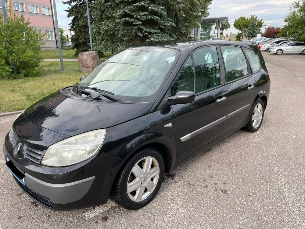 Renault Grand Scenik 7 osobowy GAZ HAK