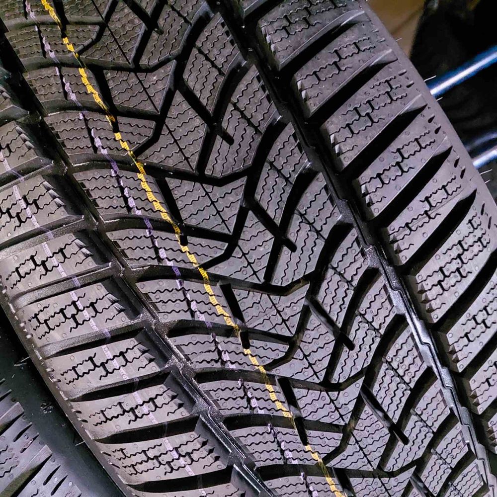 225/55/16 R16 Dunlop SP Winter Sport 5 4шт нові зима