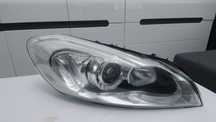 Oryginalna lampa prawa reflektor VOLVO C70 Lift 31299751