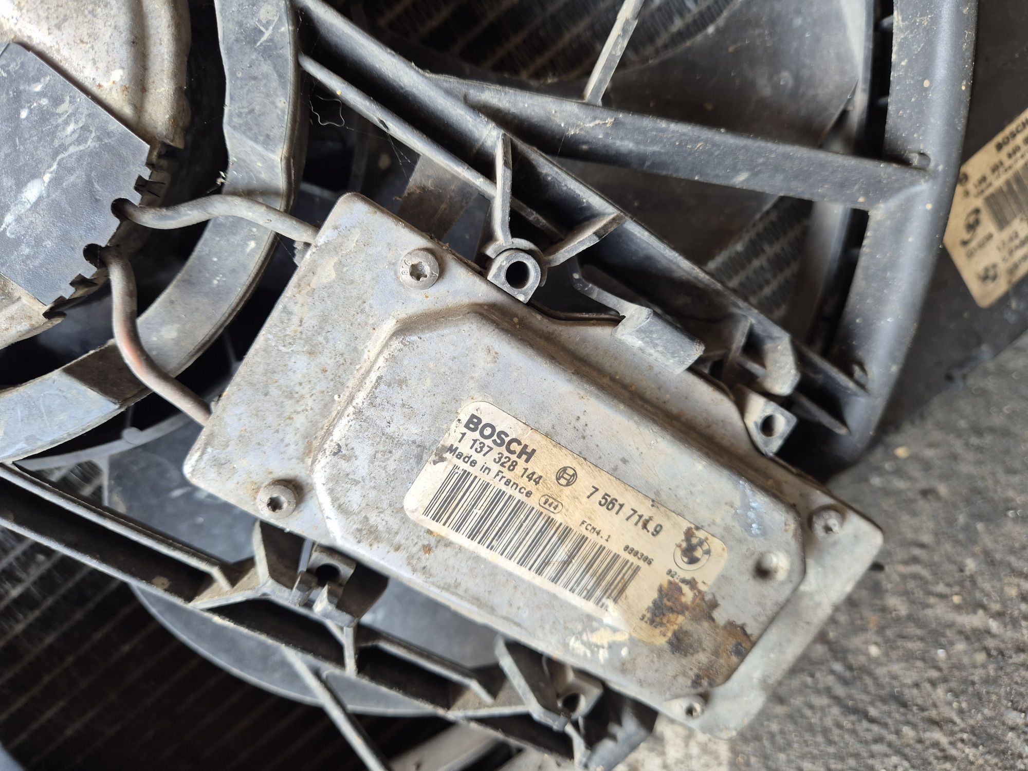 Wentylator obudowa moduł Bmw E90 E91 E92 E93 E87 E81