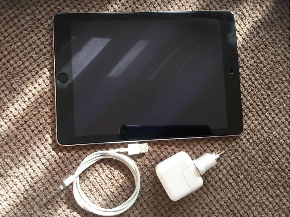 iPad Air2 64Gb WiFi+Sim-карта 9,7” Space Gray