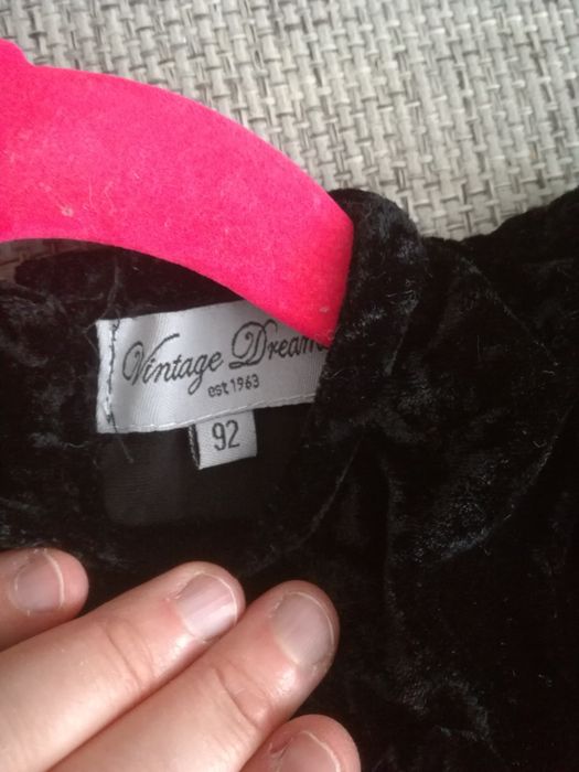 Elegancka welurowa sukienka roz 92