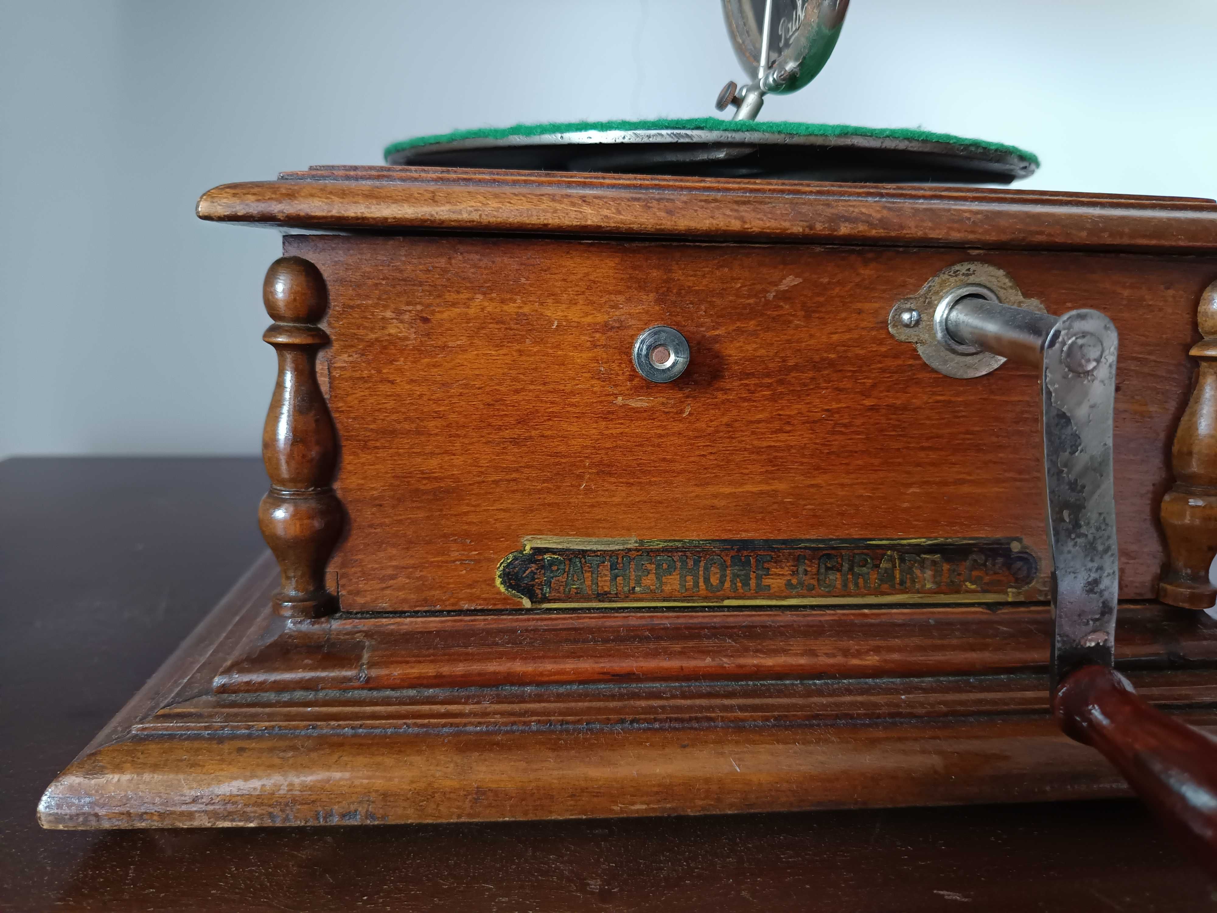 Gramofone Pathéphone J.Girard&C.