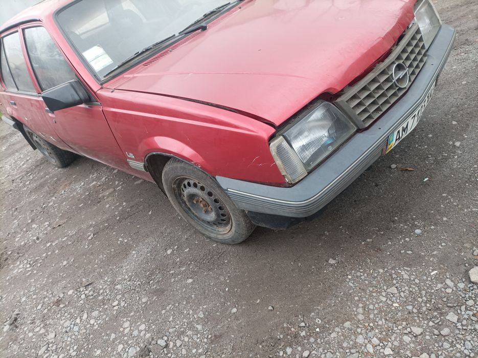 Opel  Ascona 1987 1.6 бензин