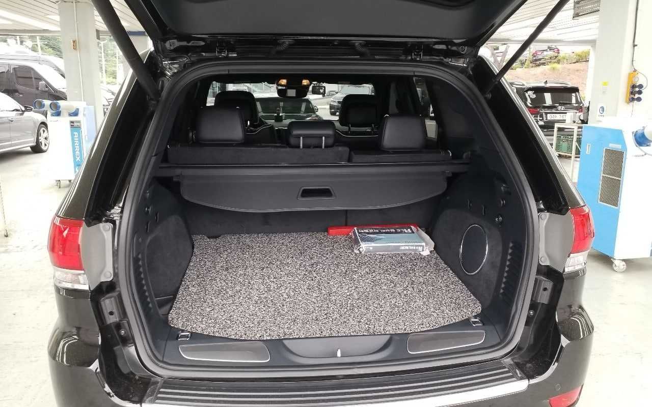 Jeep Grand Cherokee (WK2) 3.0(d) V6