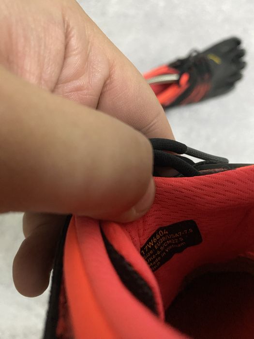Vibram Fivefingers кросівки 5 пальців трекінгові