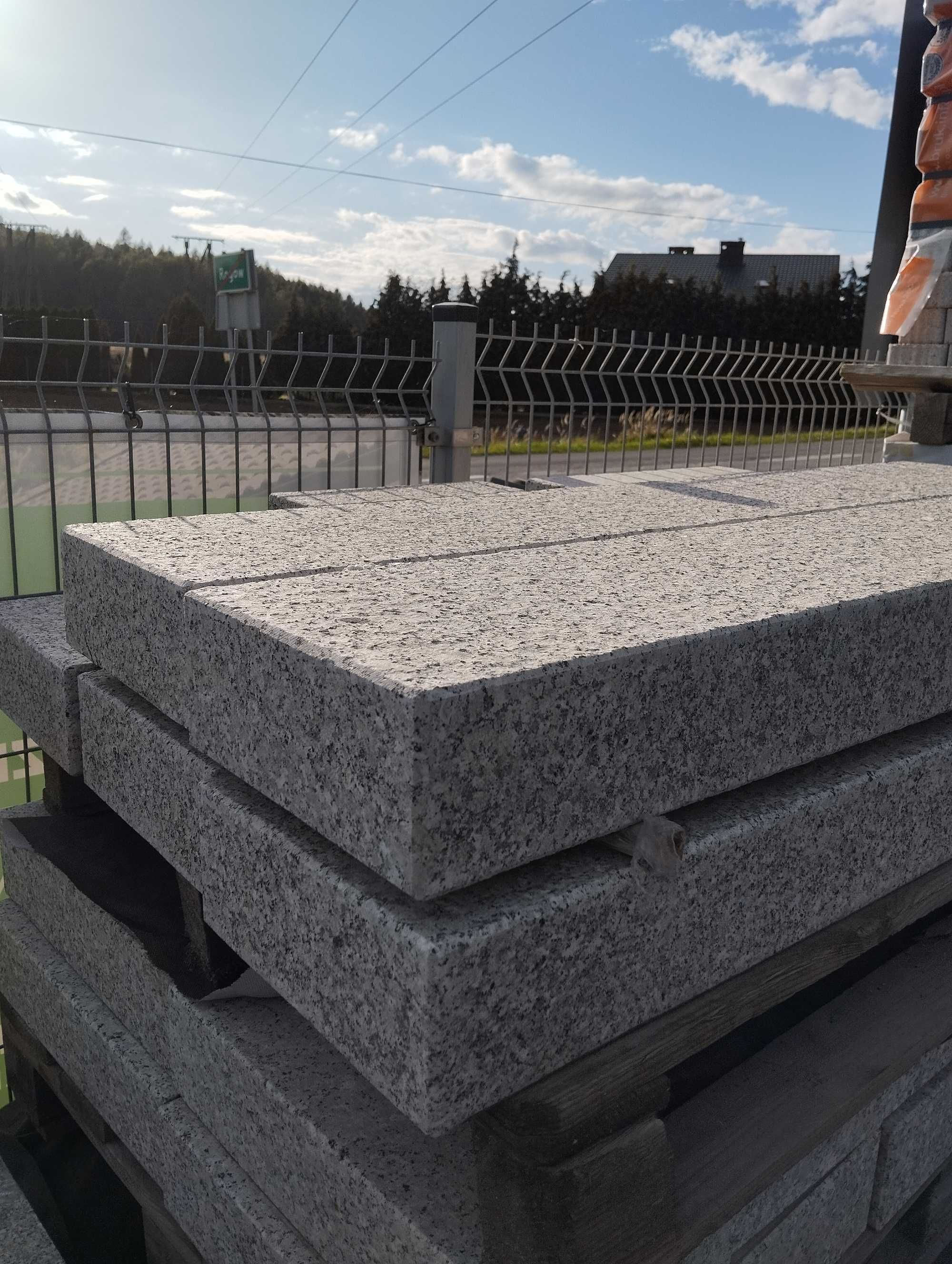 Stopień Schodowy Granitowy granit płyty obrzeża kostka strzegom blaty