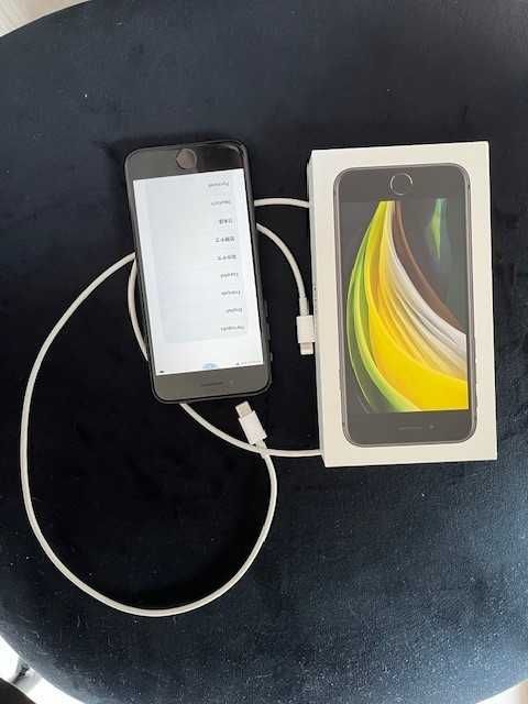 Telemóvel iPhone SE 64GB