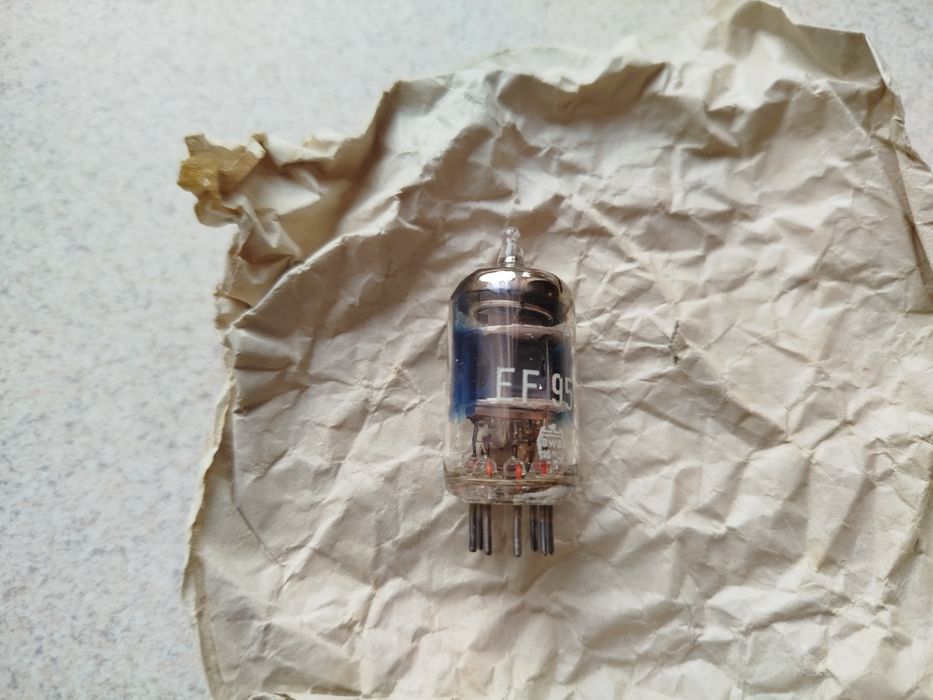 Lampa elektronowa EF95 6AK5 Telefunken