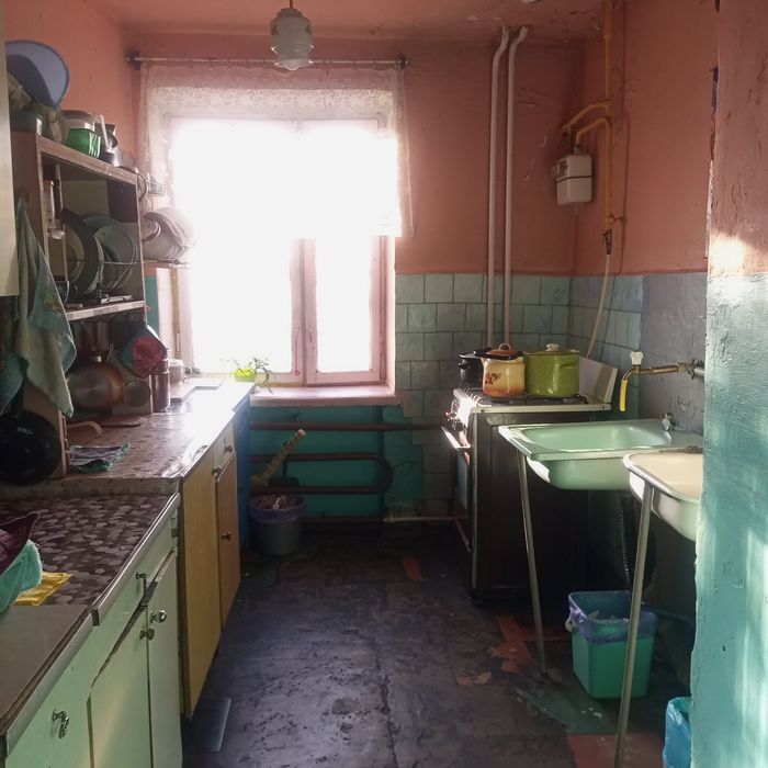 Продам комнату в общежитии ул.Кременчуцкая.