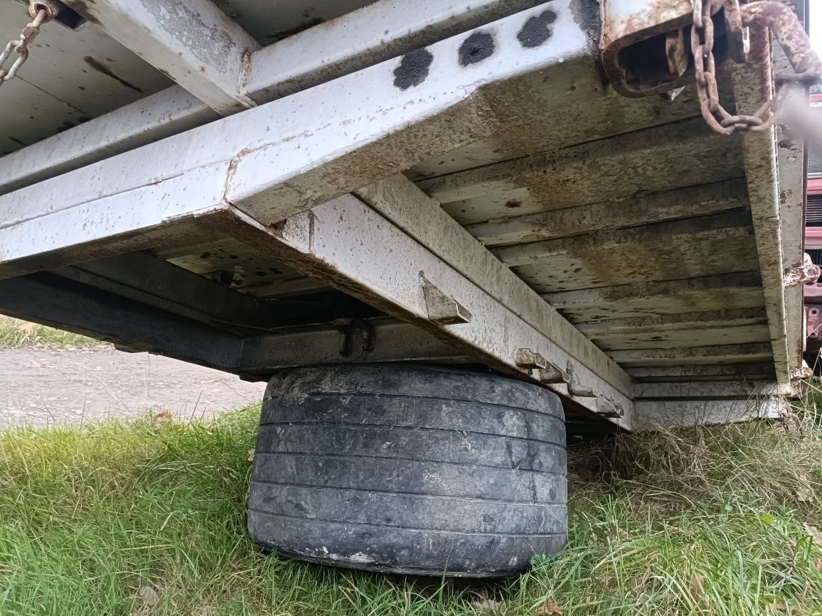 Wywrot na busa Iveco 3 strony z tłokiem